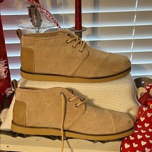 Toms Tan Chukka Boots for Women